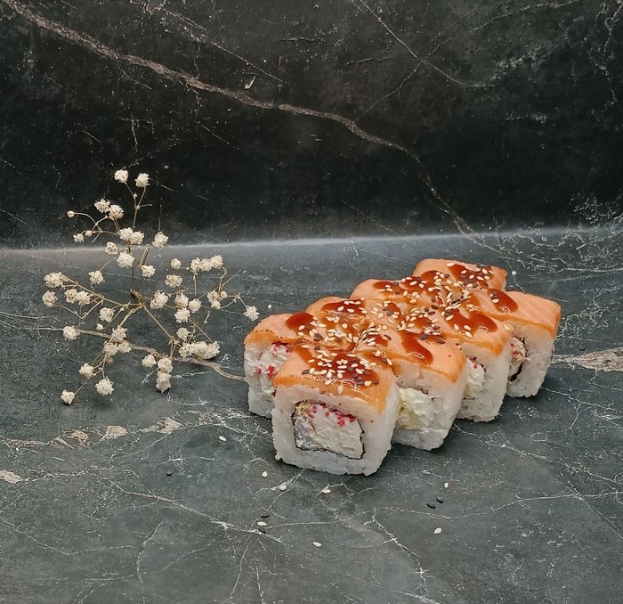 Опаленная филадельфия с креветкой